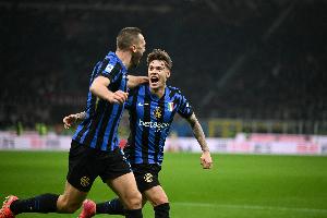 HuaTiHui-伤无大碍，扎莱夫斯基社媒发文透露自己被换下只是抽筋